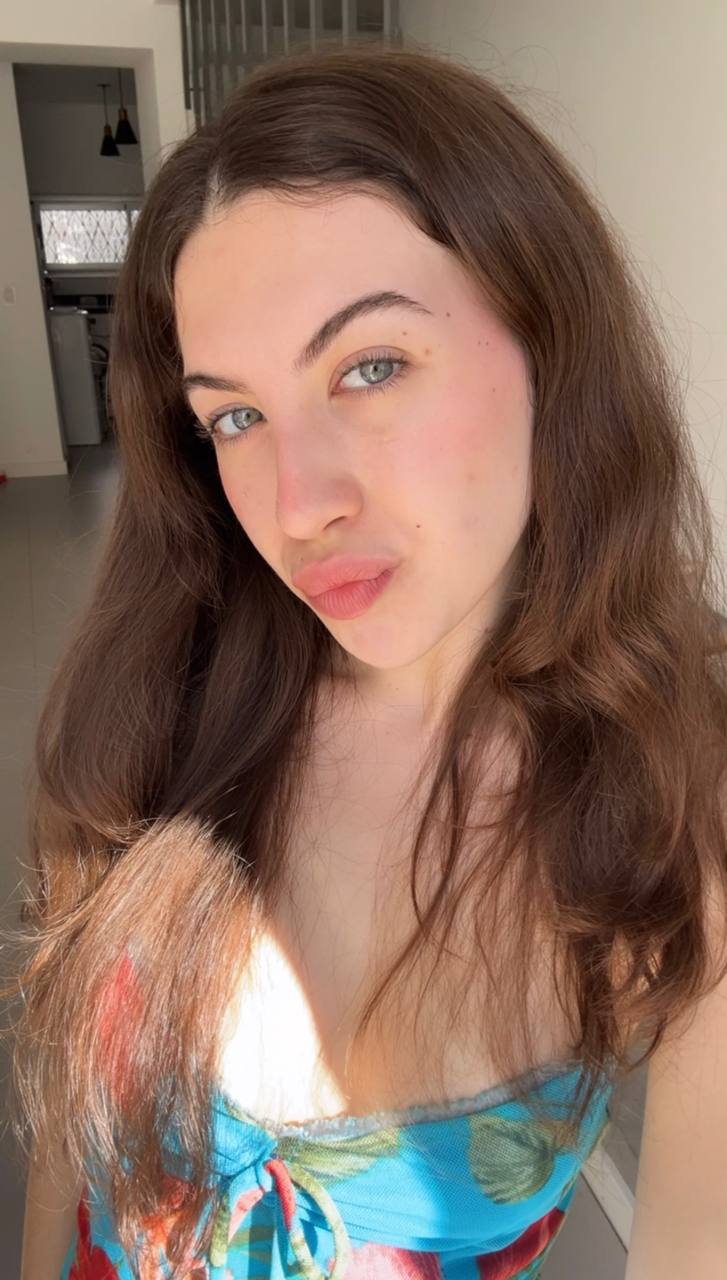 Nude girl Amber in Daejeon