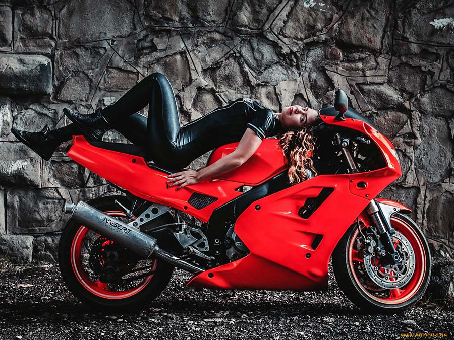 Beautiful girl Beautiful girls and motorcycles in Daejeon